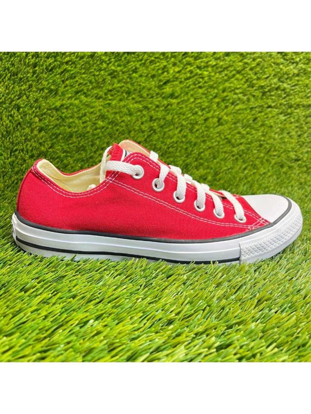 Converse Chuck Taylor All Star Ox Womens Size 8 Red White Walking Shoes Sneakers
